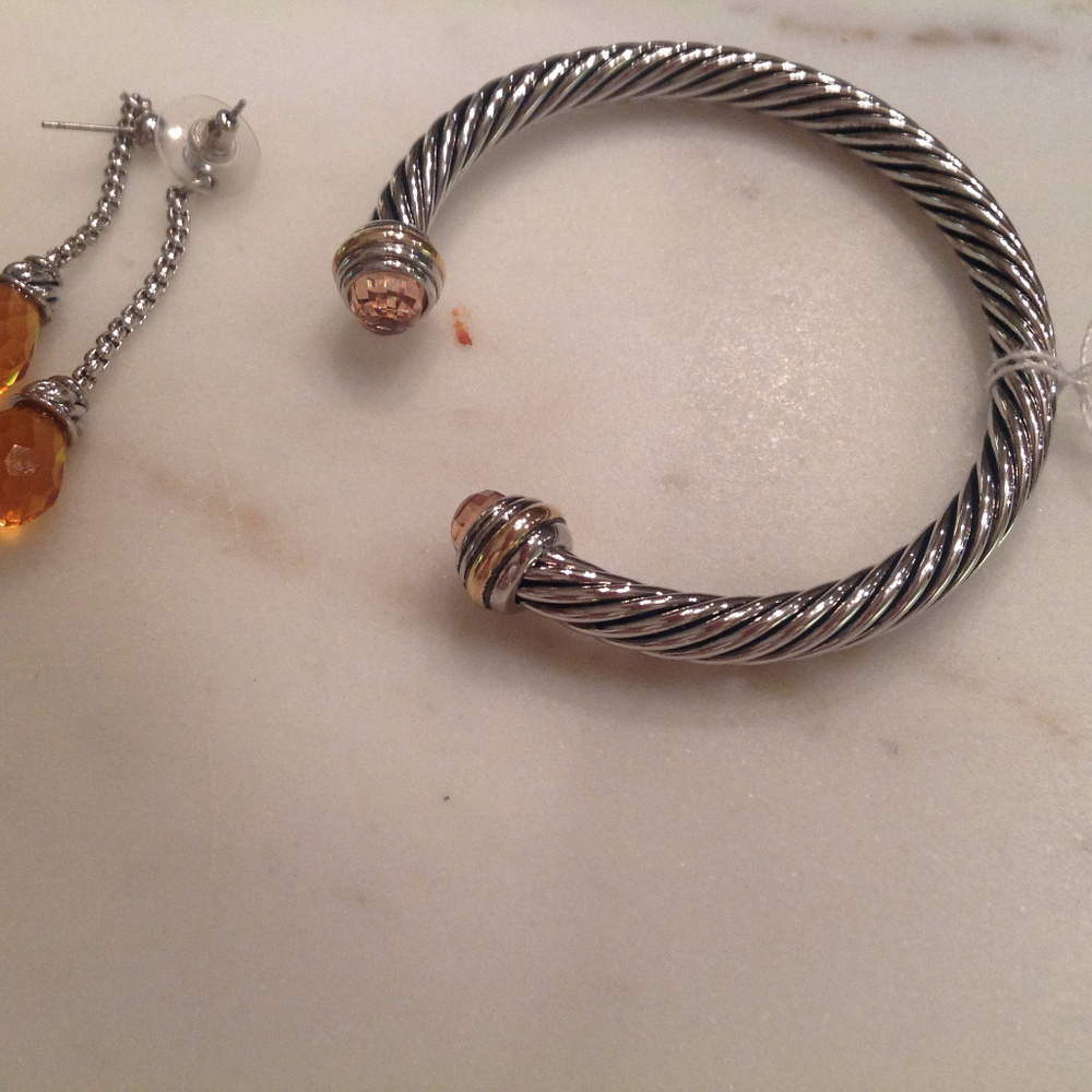 Simple Stylish Two Tone Cable Cuff With Topaz - Picture 3 of 4